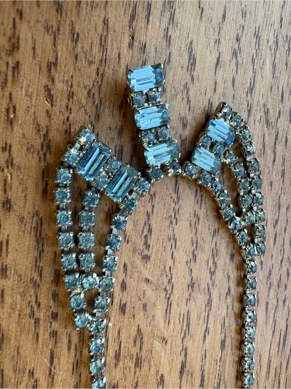 Vintage Art Deco Aquamarine Blue Rhinestone Necklace 15”